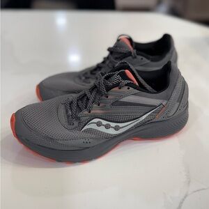 Saucony Women's Cohesion Tr15 Running Shoes New Without Tags